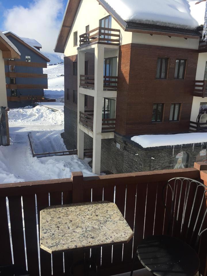 Ferienwohnung Redco №1 Apartament Gondola Lift Gudauri Exterior foto